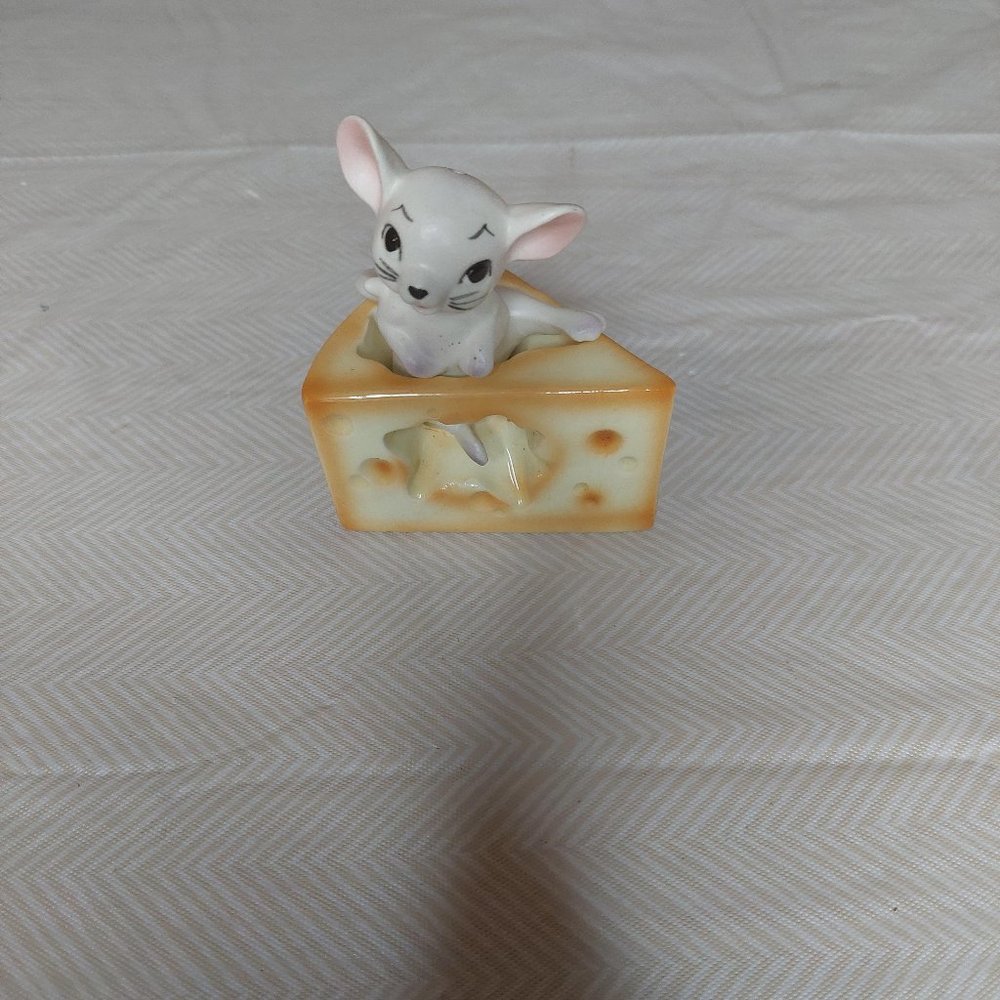 Lefton S&P Shakers Mouse with Cheese